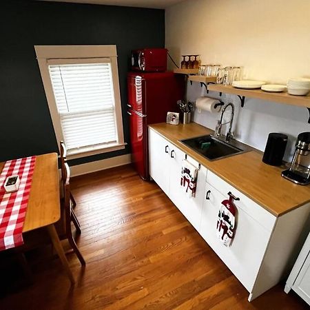 Fiesinger House - Private 3-Bd Unit In Historic Home, Downtown Sandusky Buitenkant foto