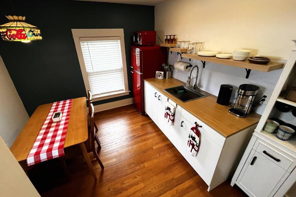 Fiesinger House - Private 3-Bd Unit In Historic Home, Downtown Sandusky Buitenkant foto